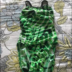 Speedo competitive suit size 28